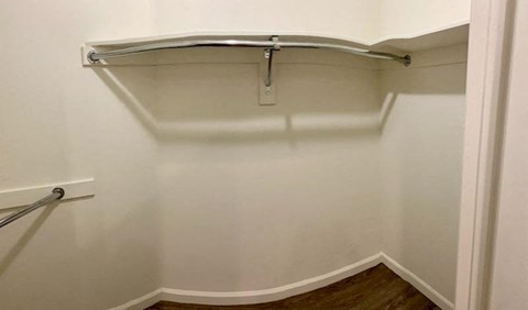 Apartments in Hollywood, CA - The Summit large walk-in closet