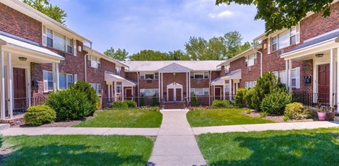 a beautiful lawn at Willow Gardens Apartments, New Jersey