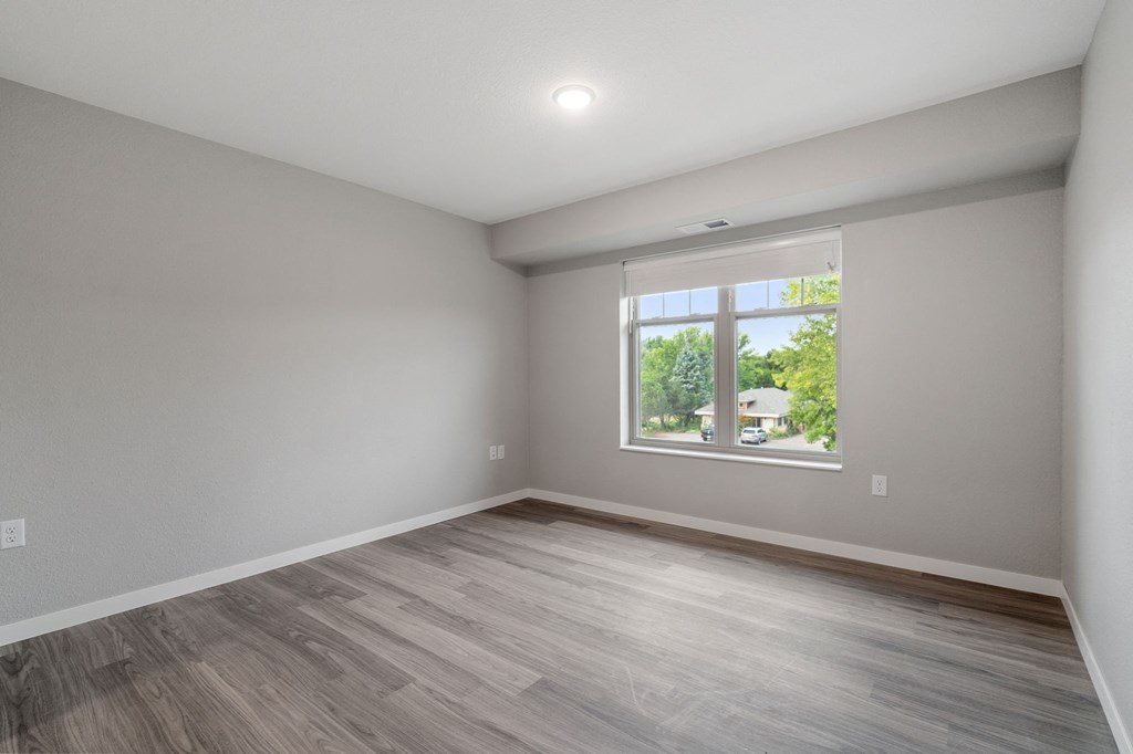 Balsam II Apartments bedroom