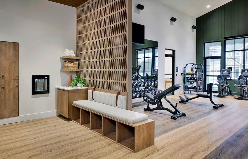 Heritage Spy Ring Golf Club Apartments, 303 Arrowhead Lane, Suite 100