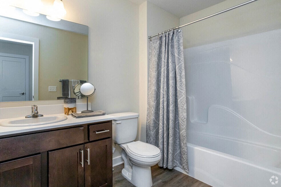 Bathroom With Bathtub at Hathaway Meadows, Farmington, NY