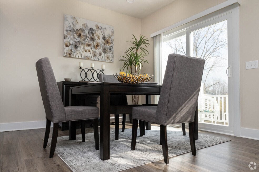 Dining Area at Hathaway Meadows, Farmington, 14425