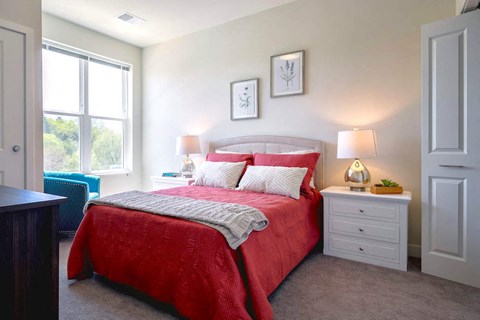 The HighLine - 55+ apartment community in Fitchburg, WI, with great amenities, floorplans & a warm community. Managed by Wisconsin Management Company.