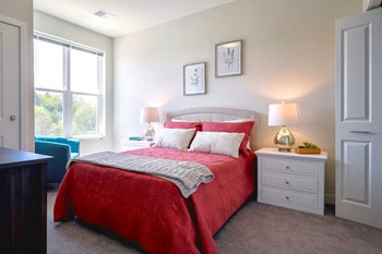 The HighLine - 55+ apartment community in Fitchburg, WI, with great amenities, floorplans & a warm community. Managed by Wisconsin Management Company. - Photo Gallery 6