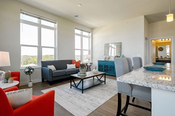 The HighLine - 55+ apartment community in Fitchburg, WI, with great amenities, floorplans & a warm community. Managed by Wisconsin Management Company. - Photo Gallery 4