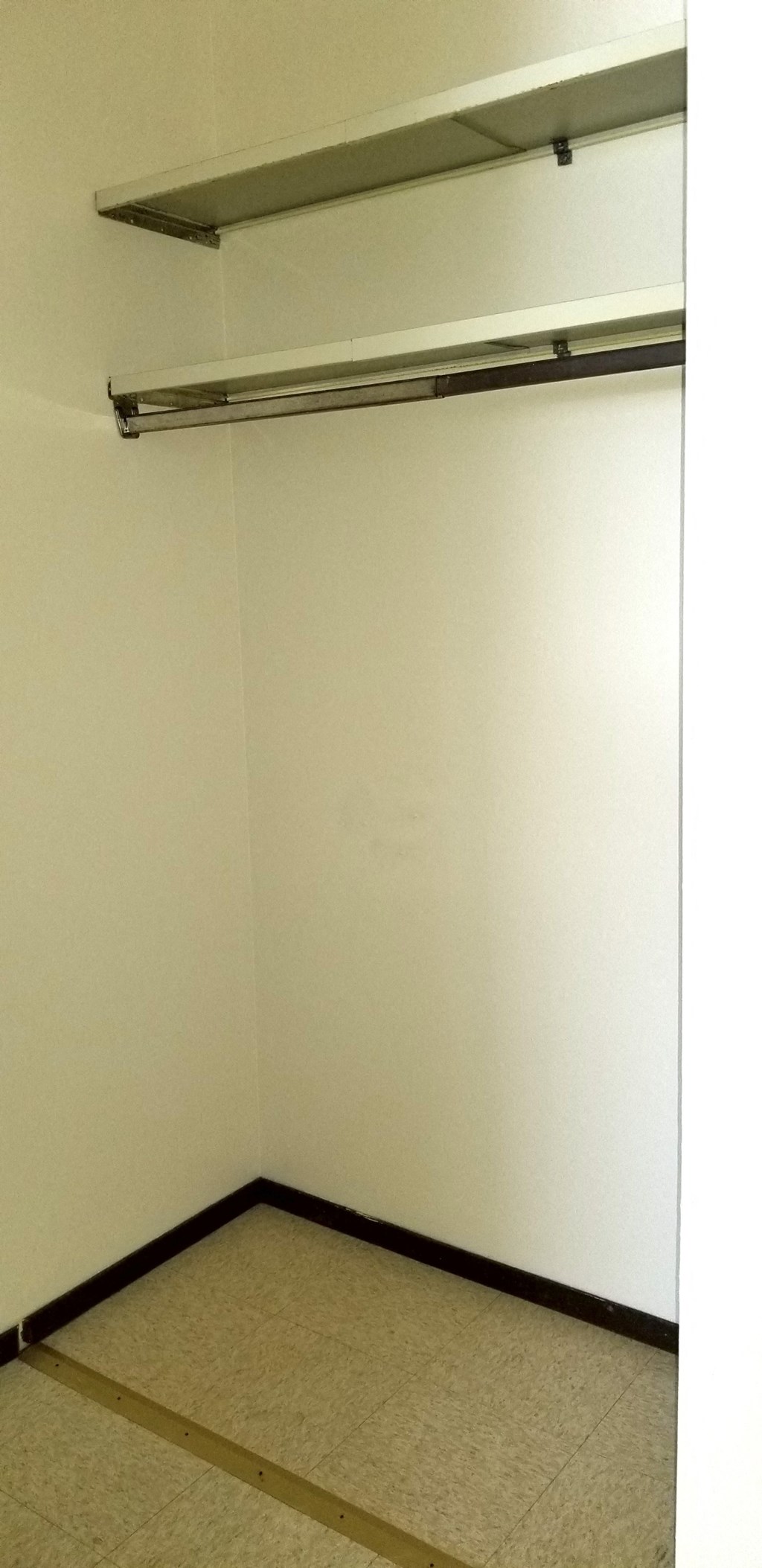 Elizabeth Court Apartments Menasha Wisconsin