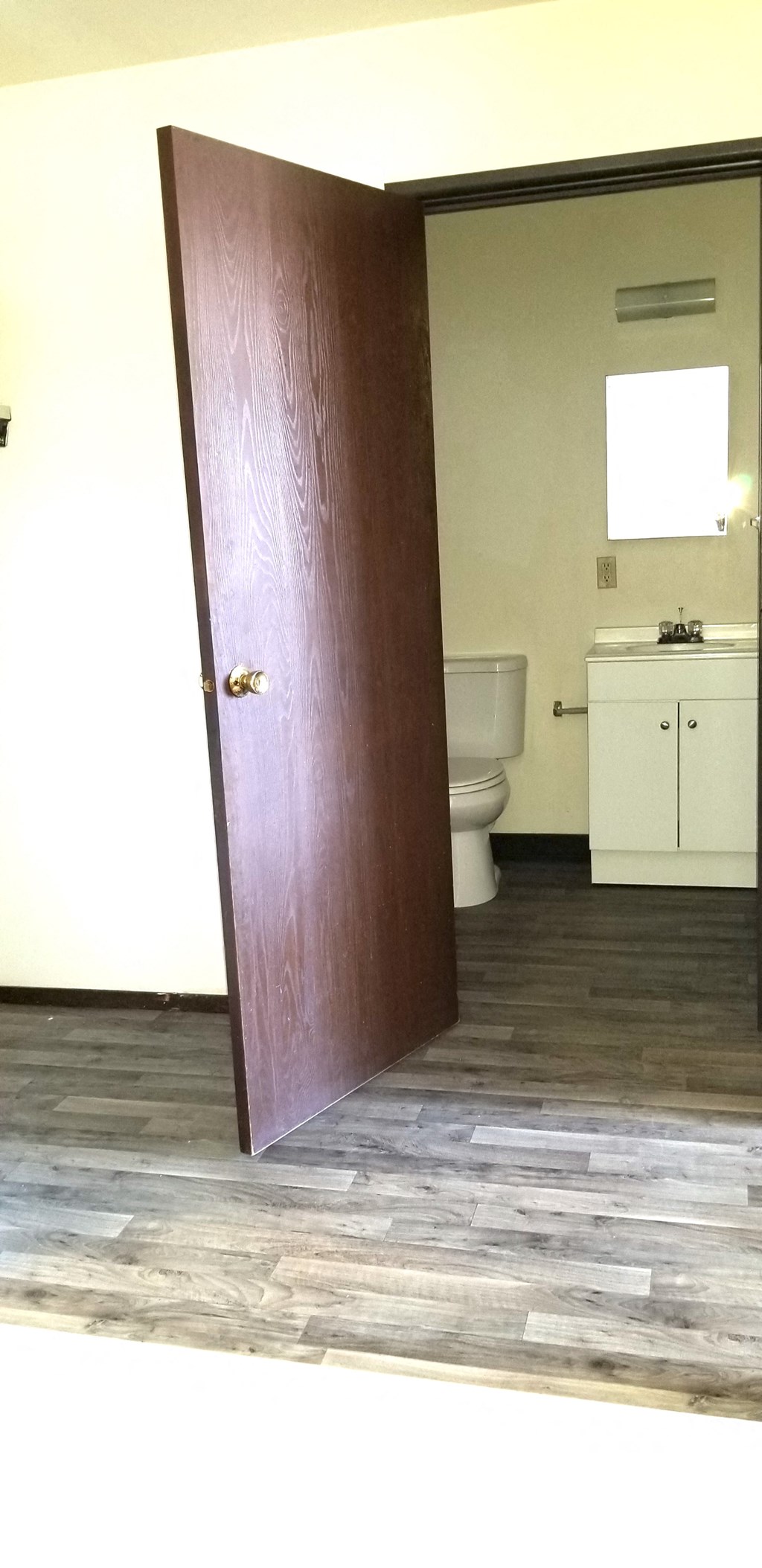 Elizabeth Court Apartments Menasha Wisconsin