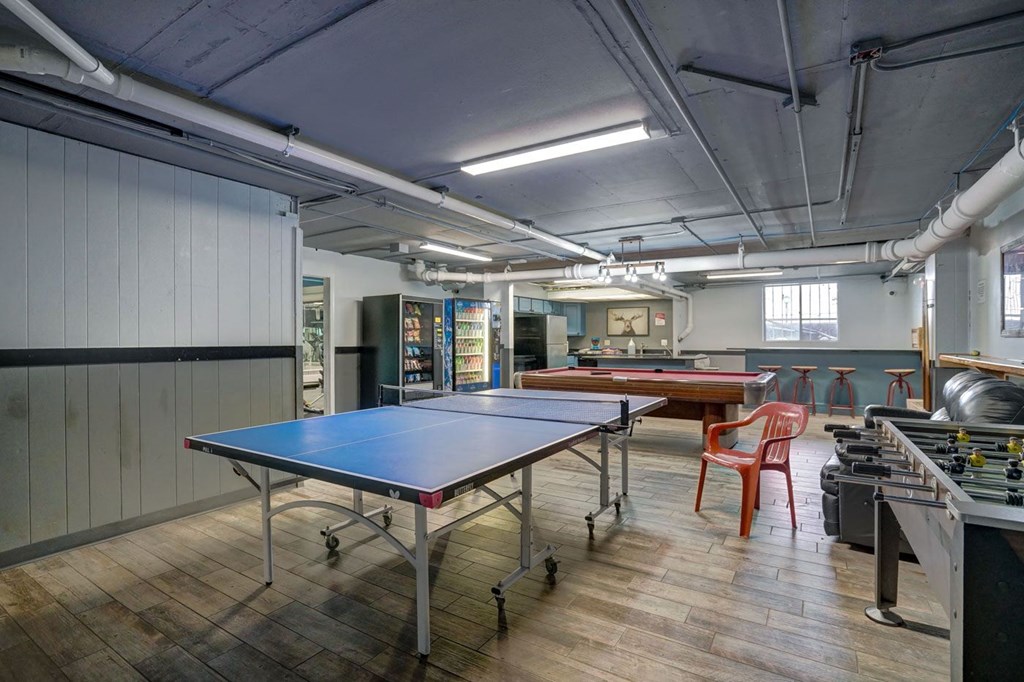 Surf and Surfside apartments and townhomes in Downtown Madison, WI. Fully Furnished, studio, one bedroom, 2 bedroom. Lake views. Managed by Wisconsin Management Company