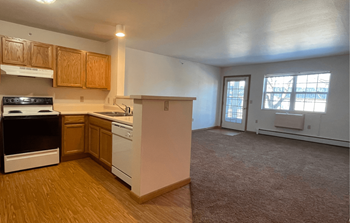 5005 W Bradley Rd 1-2 Beds Apartment, Affordable for Rent - Photo Gallery 8