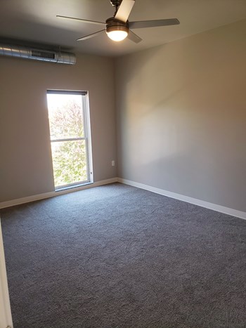 The Current Eau Claire Luxury Apartments Studio one bedroom two bedroom - Photo Gallery 4