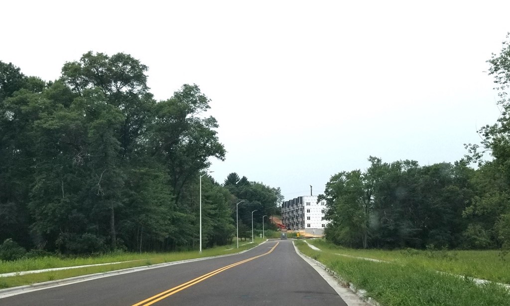 Apartment finishes, stainless steel appliances brand new apartment homes, Wisconsin Dells, Wisconsin Homes,