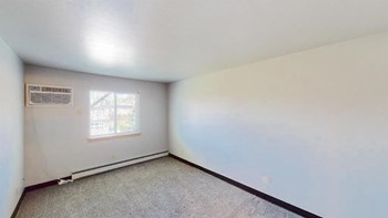 1564 Troy Dr 1-3 Beds Apartment, Affordable for Rent - Photo Gallery 7