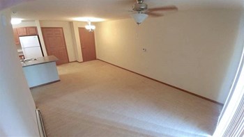 305 E Main St 1-2 Beds Apartment, Affordable for Rent - Photo Gallery 2