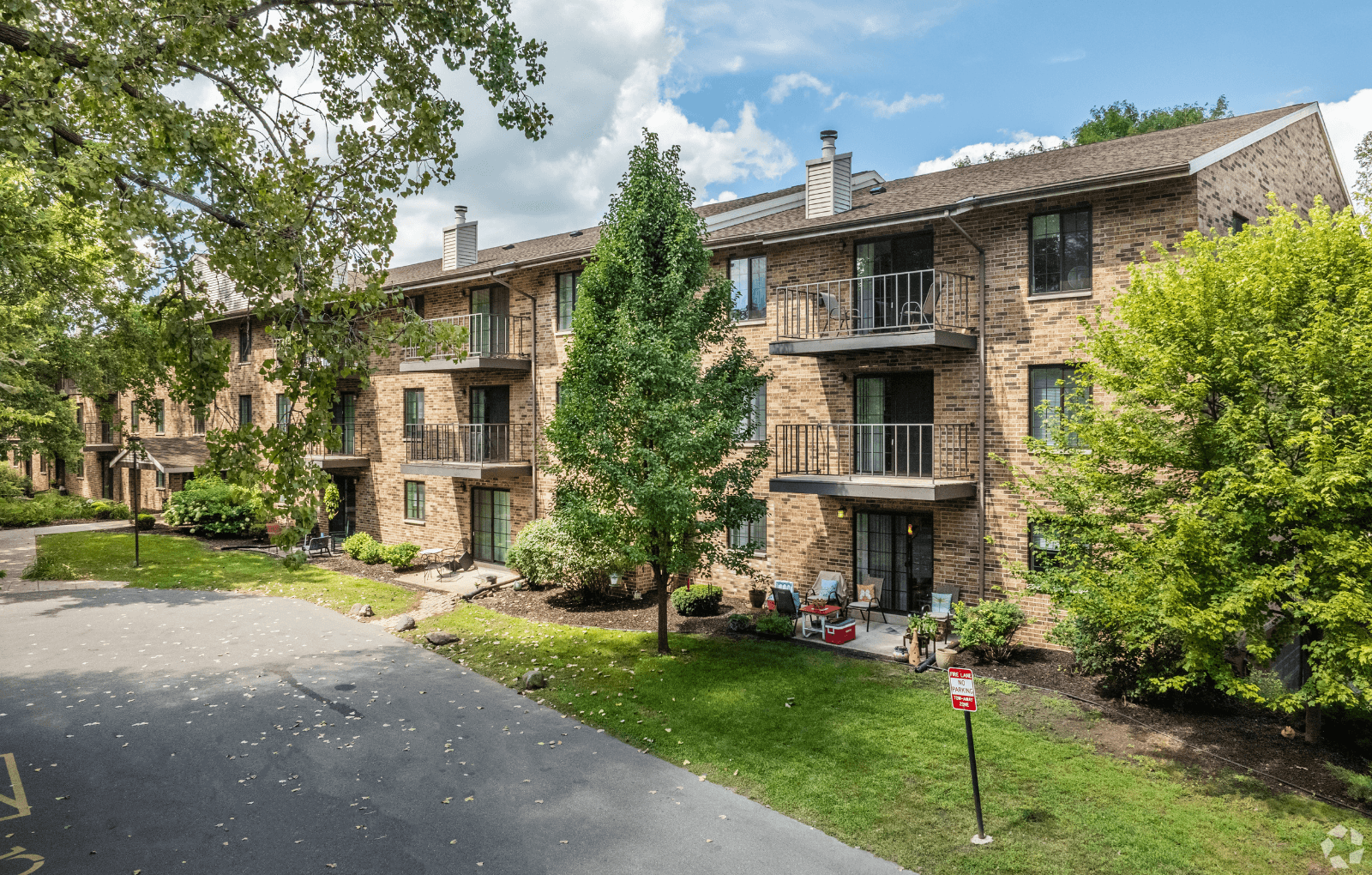 Yahara Landing Apartments