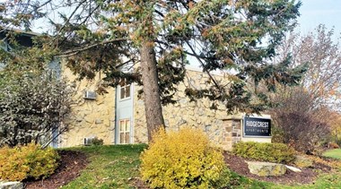517 Northport Dr 1-3 Beds Apartment for Rent