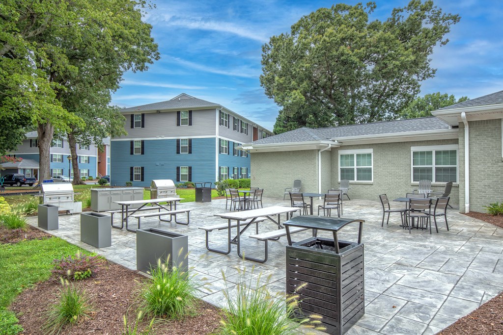 Leasing Office Patio