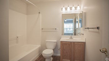 Apartment Bathroom of Hampstead Heath Luxury Homes in Hampton VA - Photo Gallery 12