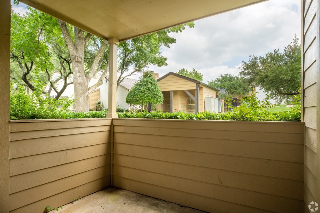 model patio at Summit Ridge Apartments, Texas