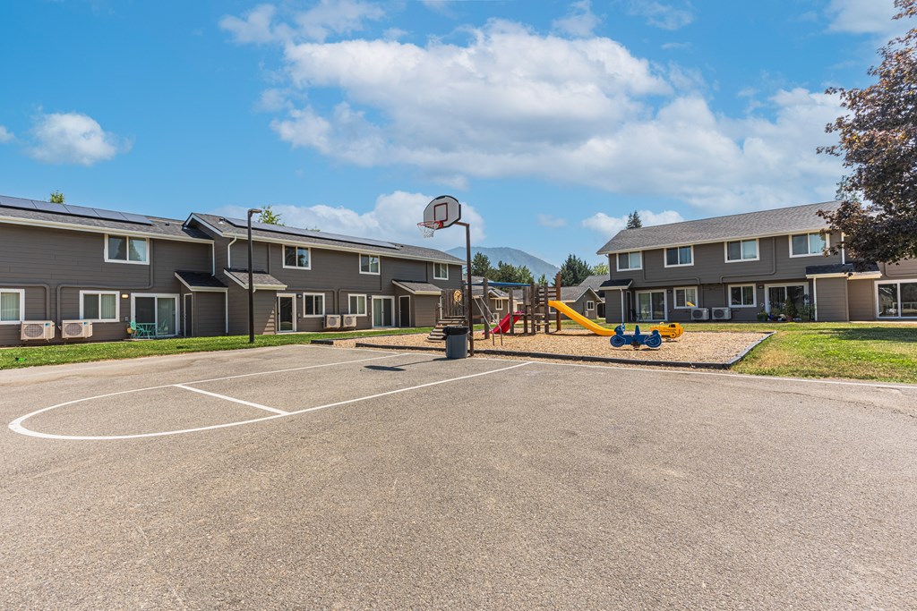 our apartments have a basketball court and playground