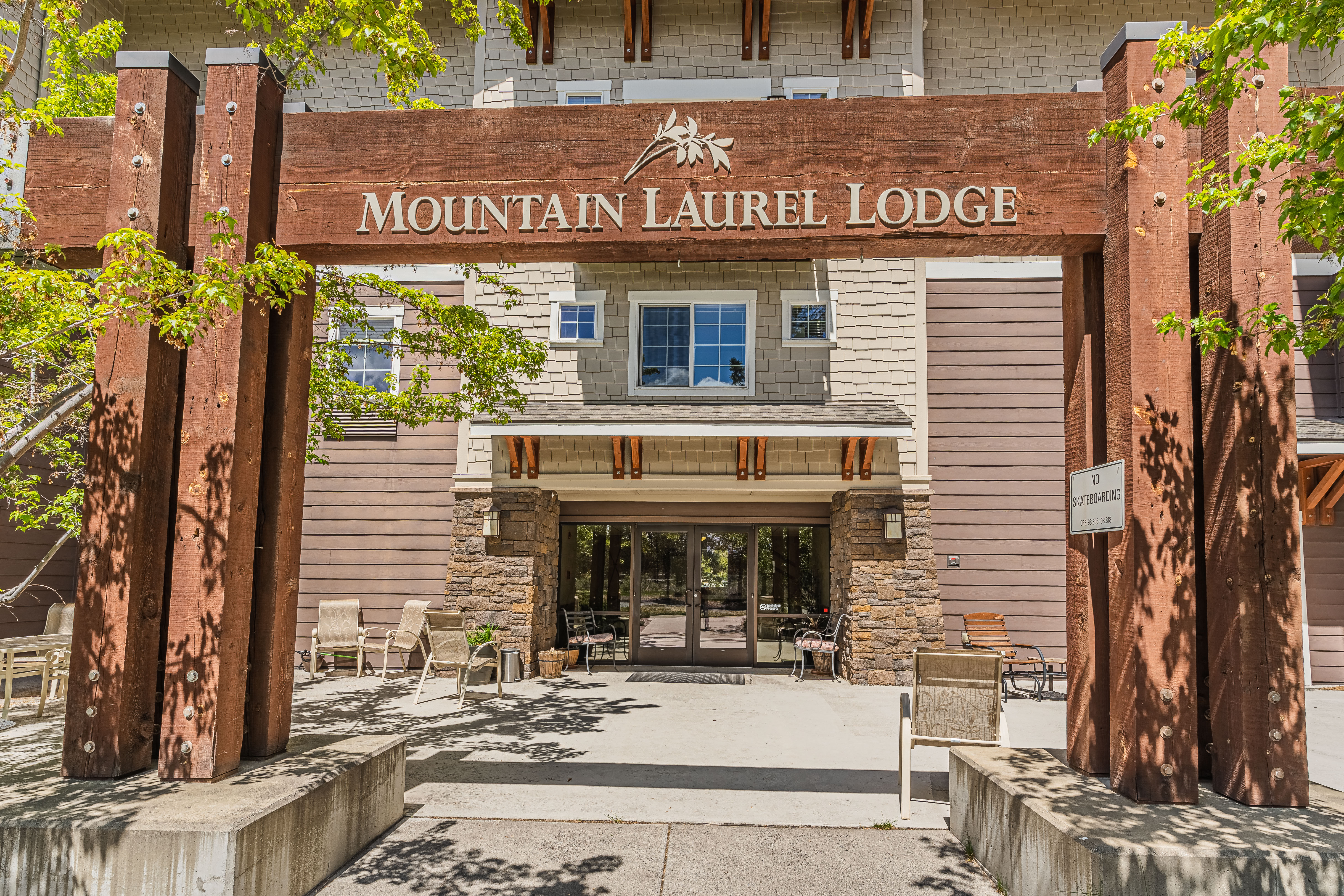 Mountain Laurel Lodge