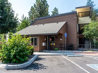 1695 NE Purcell Blvd 1-2 Beds Apartment for Rent