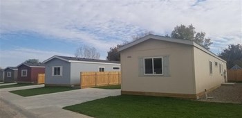 1066 SE 10th Ave 3 Beds Apartment, Affordable for Rent - Photo Gallery 4