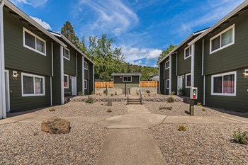 459 4th Street 2 Beds Apartment, Affordable for Rent - Photo Gallery 6