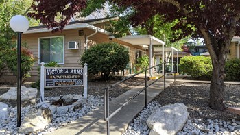 830 NE Victoria St Studio-1 Bed Apartment, Affordable for Rent - Photo Gallery 5