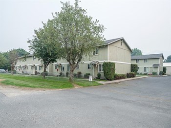 465 W 6th Ave 1-3 Beds Apartment, Affordable for Rent - Photo Gallery 5