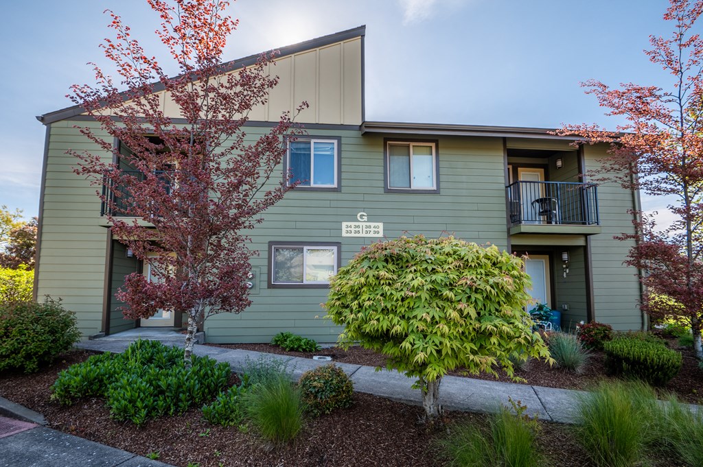 Cascade Valley Exterior