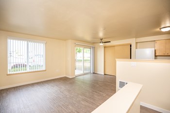 4317 Brookfield Ave 2-3 Beds Apartment, Affordable for Rent - Photo Gallery 4
