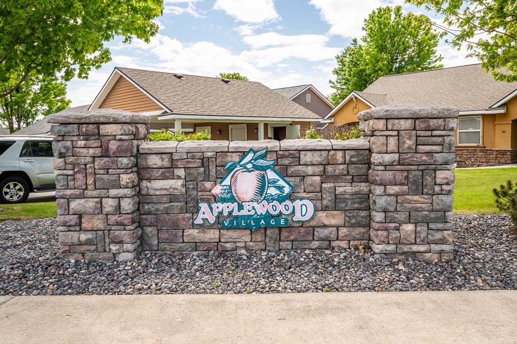 Applewood Entrance Sign
