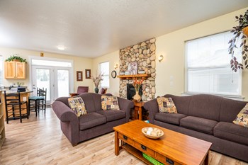 Applewood Common Area - Photo Gallery 8