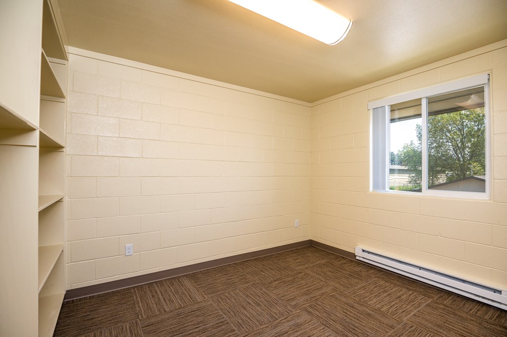 Orchard Homes Resident Bedroom