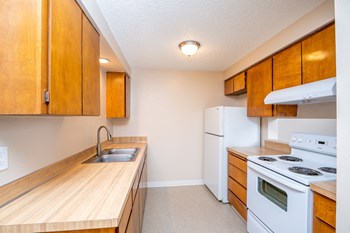 630 SW 24th St 2-3 Beds Apartment, Affordable for Rent - Photo Gallery 5