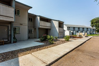 855 A Street West 1-2 Beds Apartment, Affordable for Rent - Photo Gallery 5
