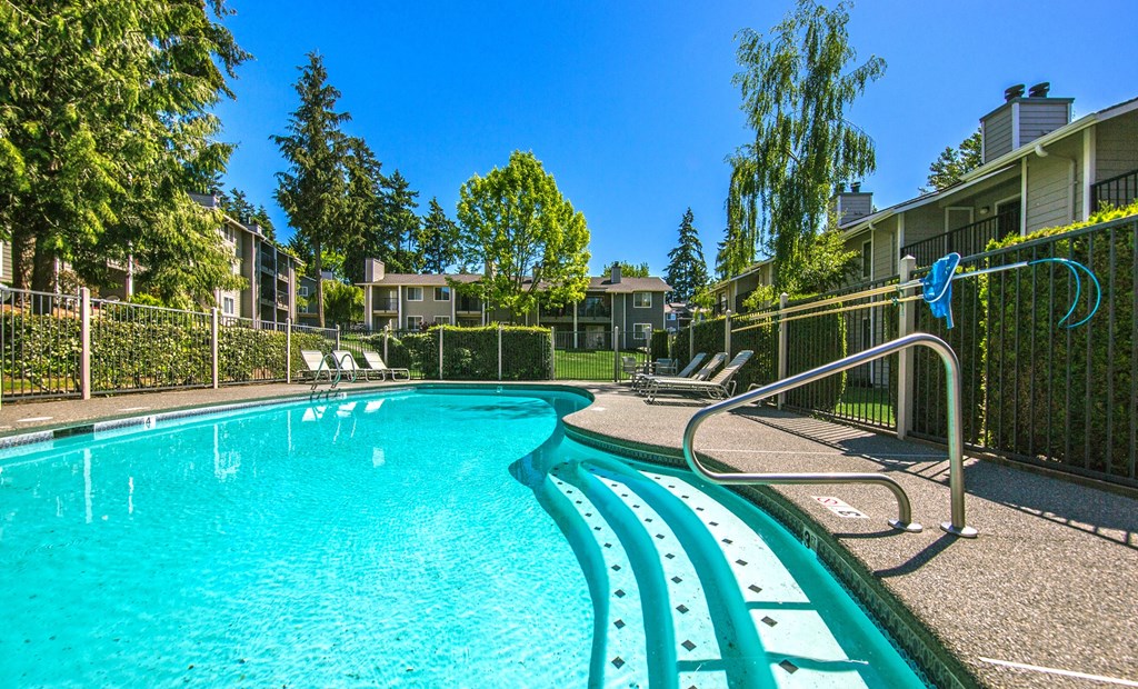 the pool at the preserve at polo apartments
