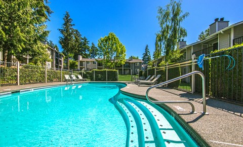 the pool at the preserve at polo apartments