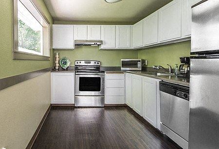 2701 S 224th St 1-2 Beds Apartment for Rent - Photo Gallery