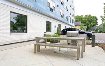 Grilling Area At Chroma Apartments In Minneapolis, MN - Photo Gallery 5