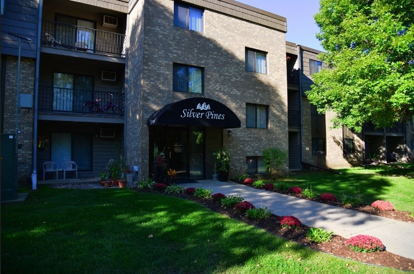 Silver Pines Apartments, 2099 Silver Bell Road, Eagan, MN RentCafe