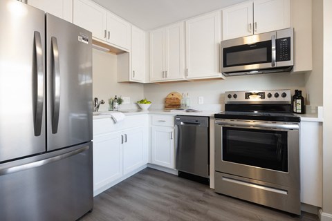 Well Equipped Kitchen at 151 Ocean Road LLC, Rhode , 02882