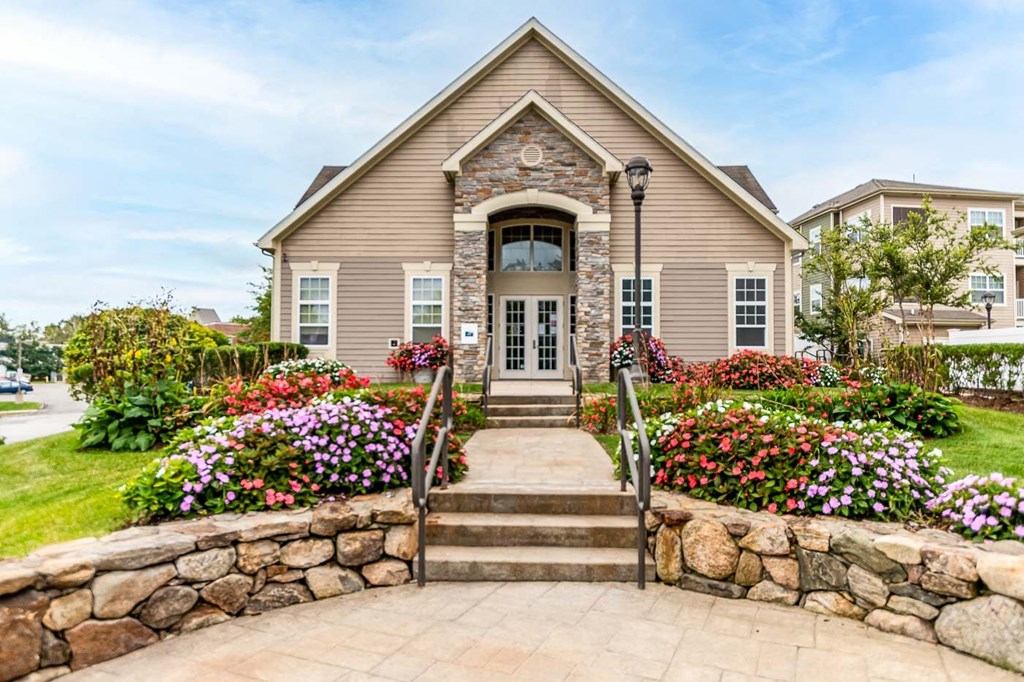 The Commons at Drum Hill Leasing Center