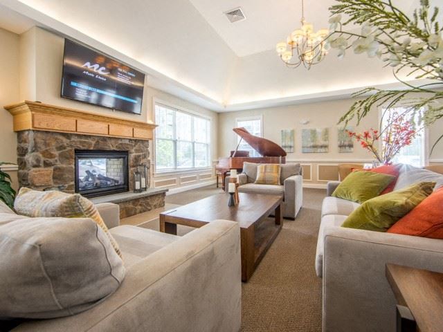 Leasing center community room