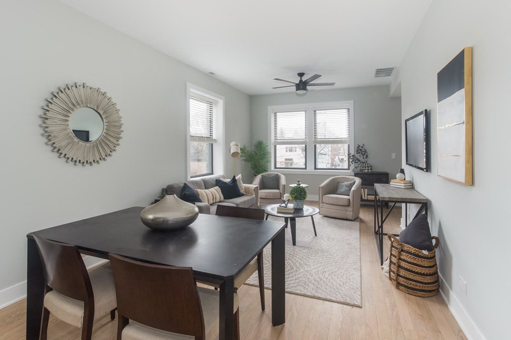 Montrose Seeley Apartments Chicago