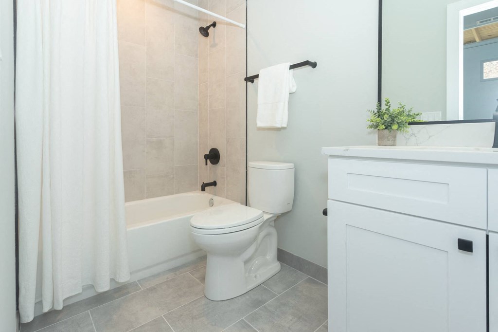 Montrose Seeley Apartments Chicago