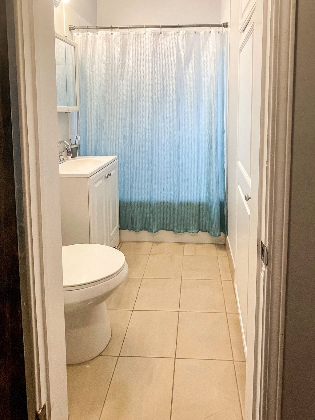 3708 Sheffield Chicago Apartment