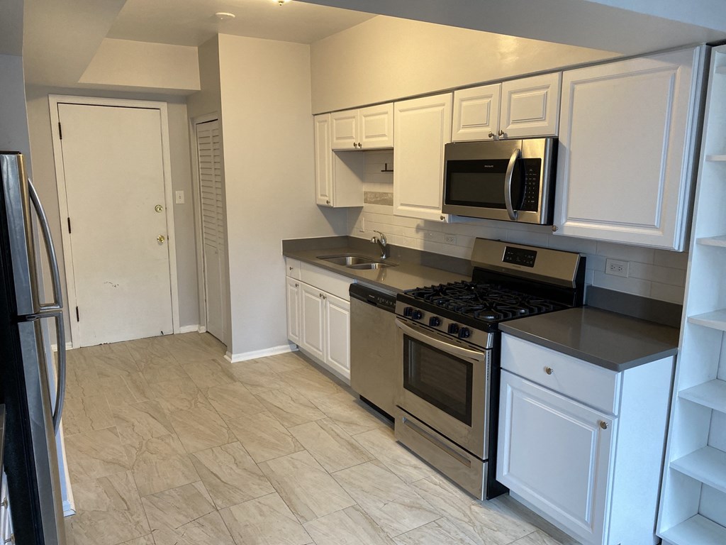 3708 Sheffield Chicago Apartment