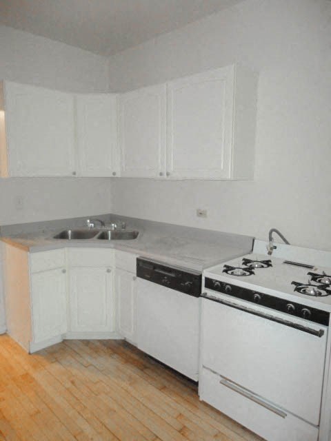 5941 Kitchen
