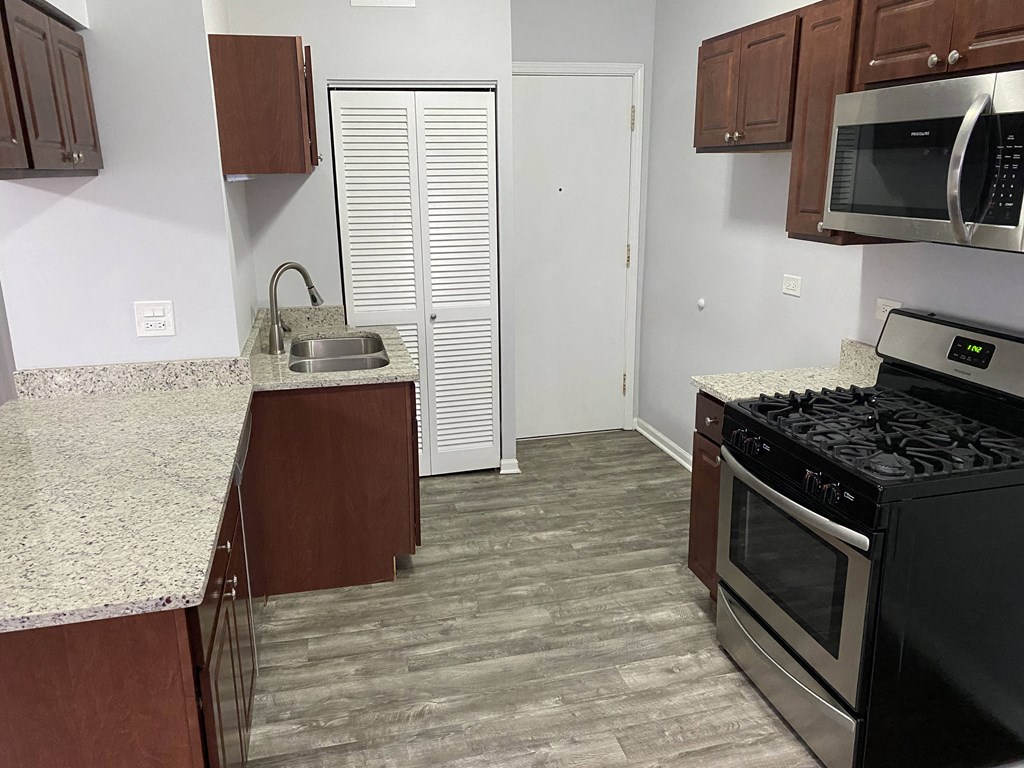 3708 Sheffield Chicago Apartment